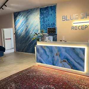Hotel Blue Shades, Piza
