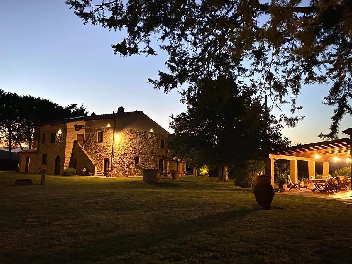 Farm stay Agriturismo L'Antica Quercia