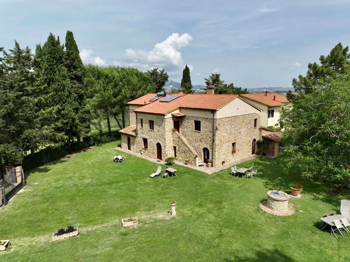 Farm stay Agriturismo L'Antica Quercia