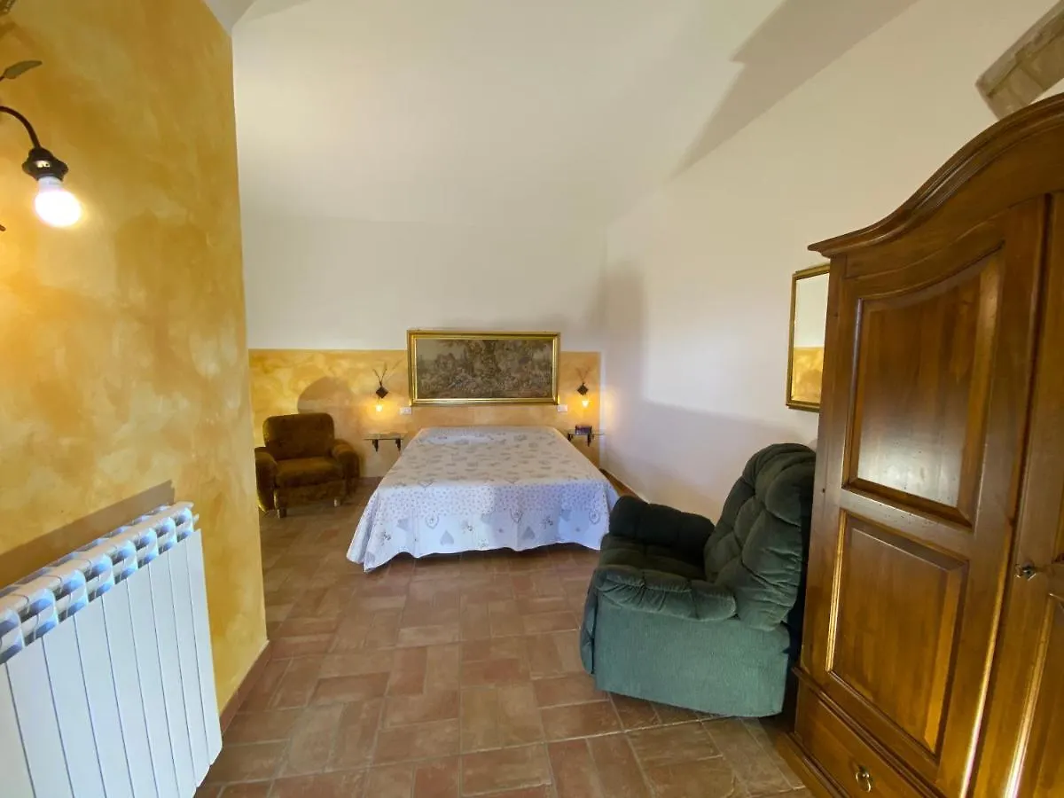 Farm stay Agriturismo L'Antica Quercia